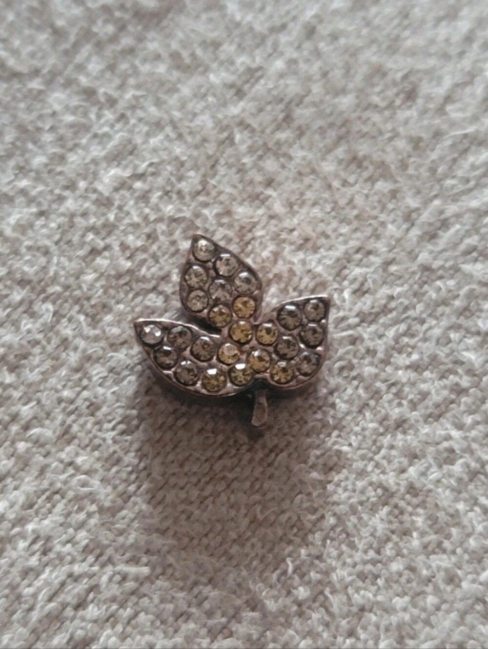 ORIGAMI OWL Pave Leaf Charm